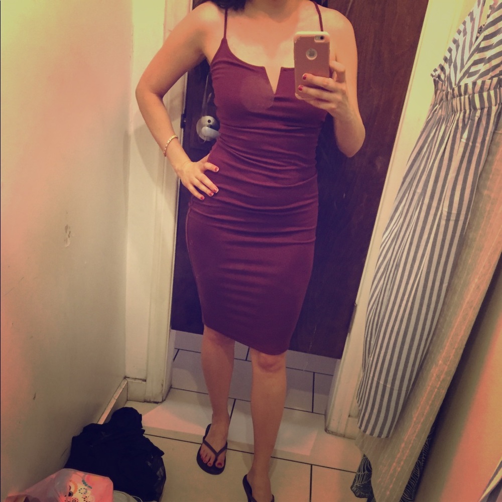 Burgundy dress knee length elegant